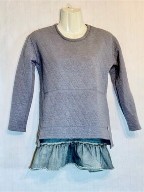 Magellan Outdoors Quilted Gray Long Sleeve Girls Top with Denim Ruffle